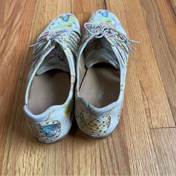 Stuart Weitzman Hand-Painted Leather Sneaker Style Lace Up Butterfly Size 39 8.5 - Picture 5 of 8